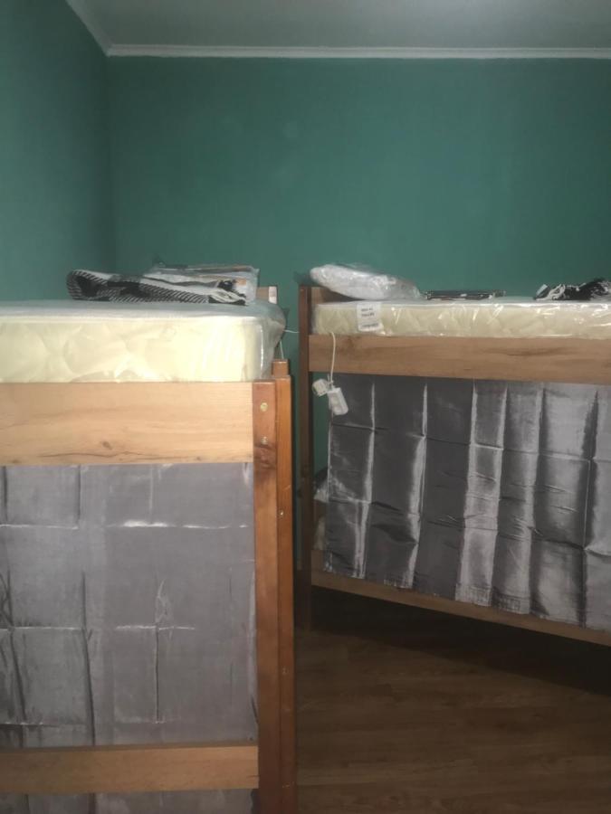 Ararat-Borschagovskaya Hostel キエフ エクステリア 写真