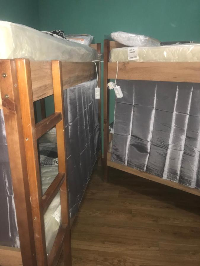 Ararat-Borschagovskaya Hostel キエフ エクステリア 写真